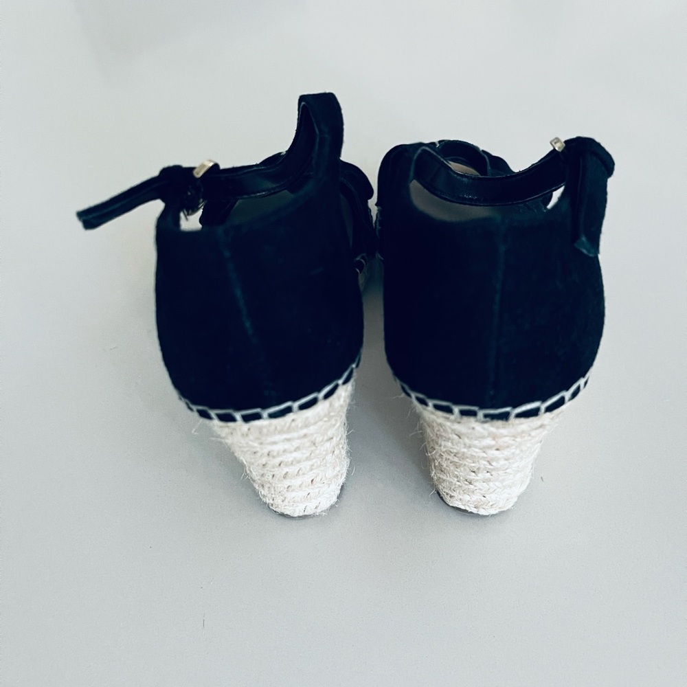 NWOT Marc Fisher Ruffle KICKOFF ESPADRILLE WEDGE SANDAL - Picture 6 of 6